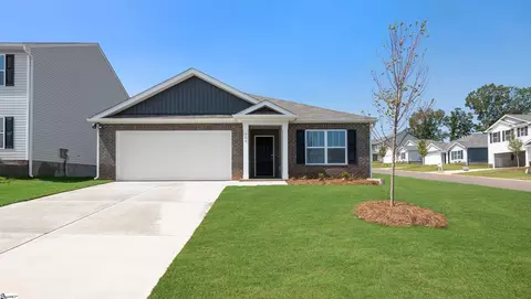 448 Valencia Cir #247, Wellford, SC 29385