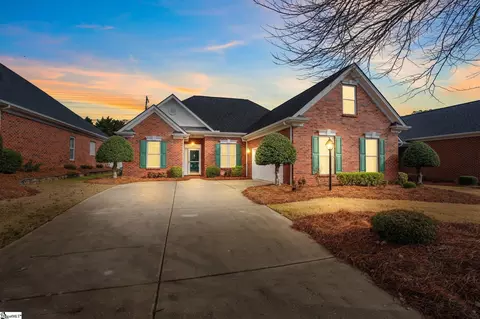 401 Ashby Park Ln, Greenville, SC 29607