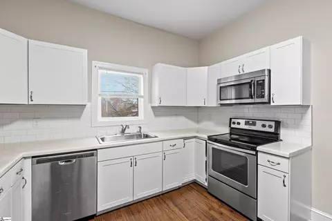 207 S 9th St, Easley, SC 29640 photo 10