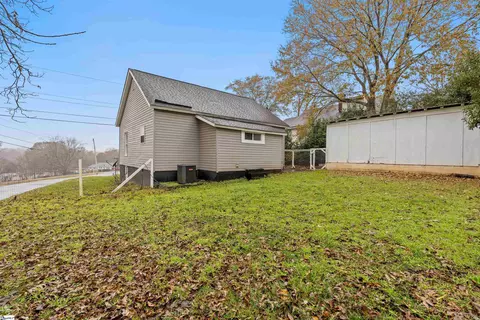207 S 9th St, Easley, SC 29640 photo 5