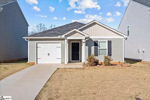 655 Farmstead Trl, Inman, SC 29349