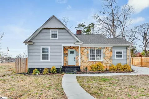 298 Marion Ave, Spartanburg, SC 29306