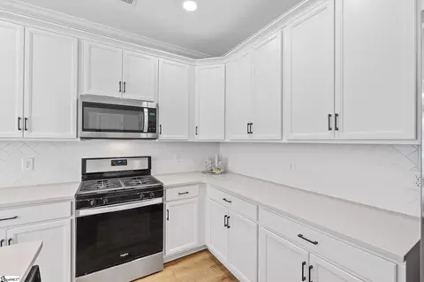 Kitchen - 348 Stirrup Ct, Greer, SC 29651 photo 3 of 3