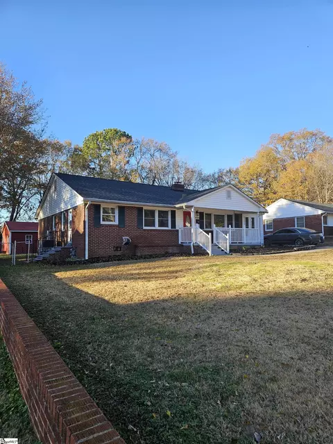 904 Lyman St, Gaffney, SC 29340
