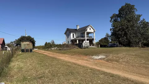6917 Old Greenville Hwy, Liberty, SC 29657