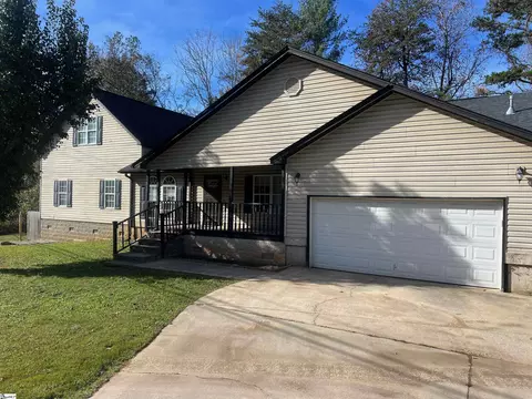 1841 Hudson Rd, Greer, SC 29650