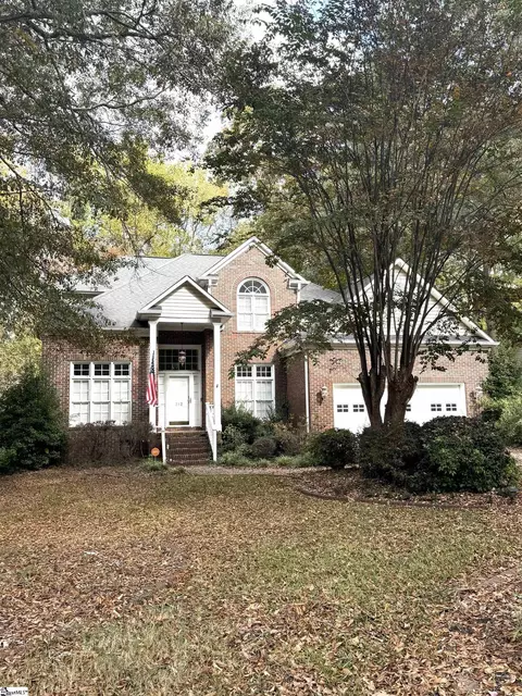 312 Farming Creek Dr, Simpsonville, SC 29680