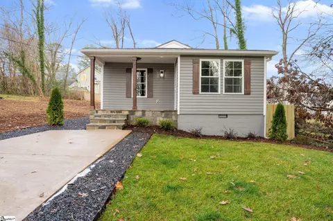 211 Ludlow St, Greenville, SC 29607