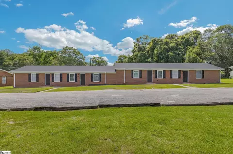 103 Looneybrook Dr, Fountain Inn, SC 29644