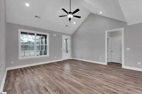 2214 Maw Bridge Rd, Central, SC 29630 photo 7