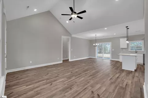 2214 Maw Bridge Rd, Central, SC 29630 photo 8