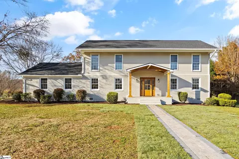301 Dove Tree Rd, Greenville, SC 29615