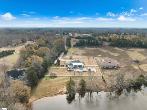 183 Burnett Rd, Pauline, SC 29374