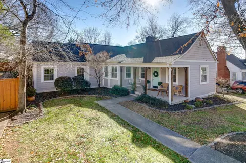 110 Parkwood Dr, Greenville, SC 29609