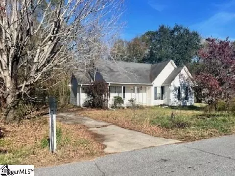 145 Belle Flower Ct, Spartanburg, SC 29303
