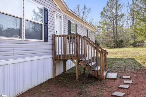 736 Fleming Mill Rd, Laurens, SC 29360 photo 3
