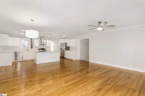 Living - 204 Whitten St, Easley, SC 29640 photo 2 of 5