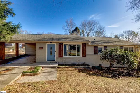 204 Whitten St, Easley, SC 29640