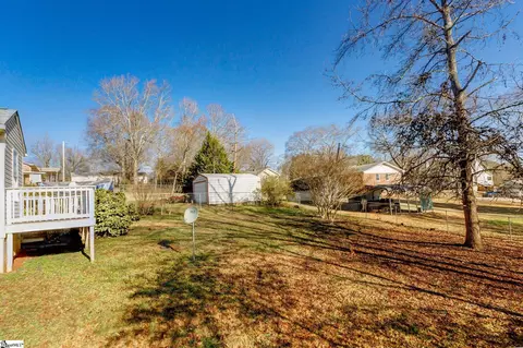 Exterior - 204 Whitten St, Easley, SC 29640 photo 8 of 10
