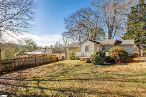 Exterior - 204 Whitten St, Easley, SC 29640 photo 6 of 10