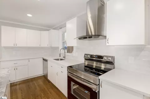 Kitchen - 204 Whitten St, Easley, SC 29640 photo 3 of 3