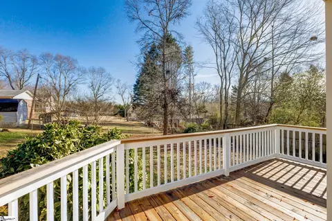 Exterior - 204 Whitten St, Easley, SC 29640 photo 5 of 10