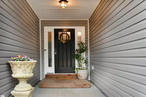 Entry Way - 222 Barry Dr, Greer, SC 29650 photo 1 of 4