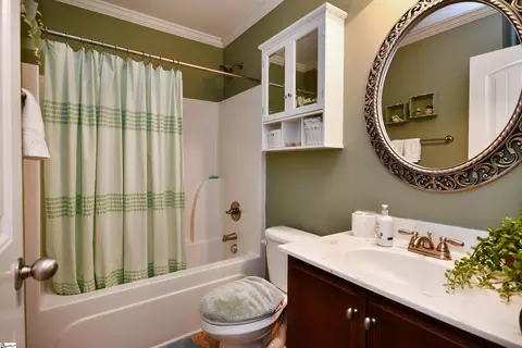 Bath - 222 Barry Dr, Greer, SC 29650 photo 4 of 5