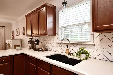 Kitchen - 222 Barry Dr, Greer, SC 29650 photo 2 of 2