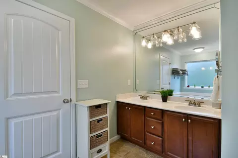 Bath - 222 Barry Dr, Greer, SC 29650 photo 2 of 5