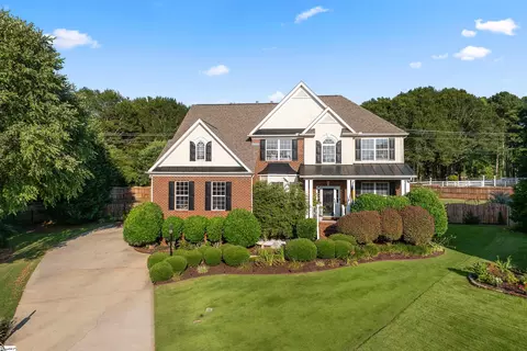 628 Heathercrest Ct, Simpsonville, SC 29681