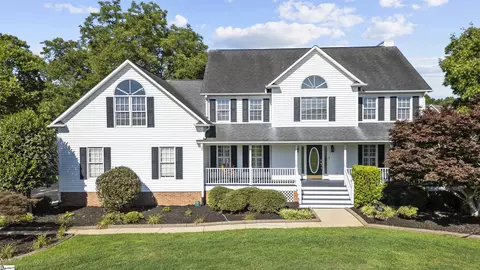 306 Silhouette Trce, Boiling Springs, SC 29316