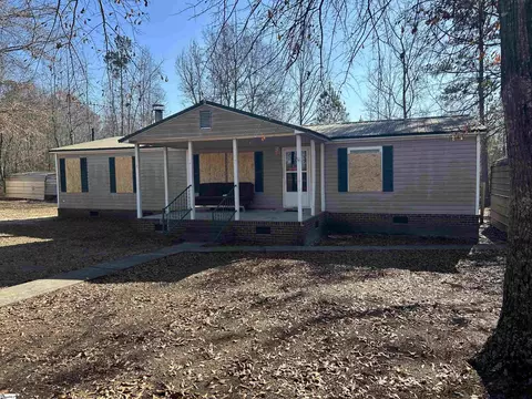 1198 Fuller Rd, Clinton, SC 29325