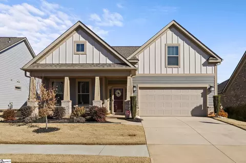 111 Ravencrest Ct, Simpsonville, SC 29680