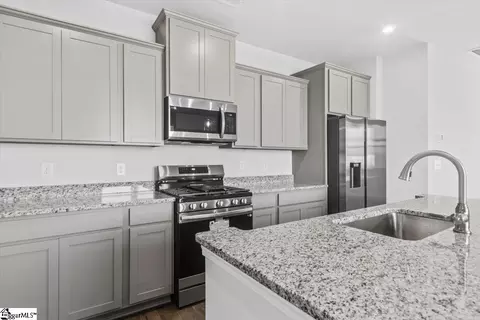 1113 Berry Patch Dr, Lyman, SC 29365 photo 9