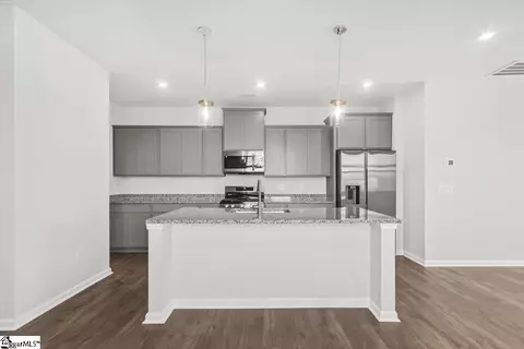 1113 Berry Patch Dr, Lyman, SC 29365 photo 4