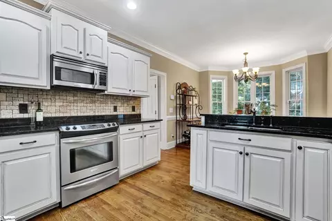 110 Elliot Ln, Easley, SC 29640 photo 7
