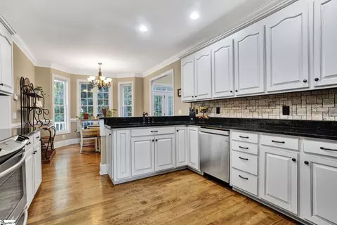110 Elliot Ln, Easley, SC 29640 photo 6