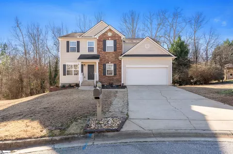 4 Locik Ct, Simpsonville, SC 29681