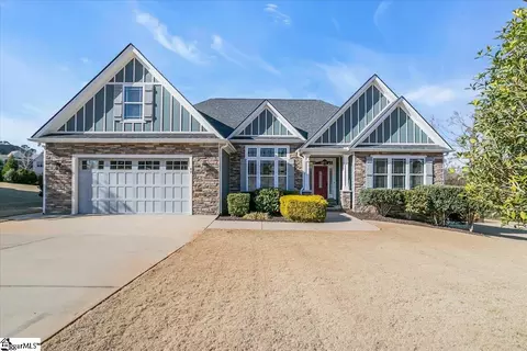 49 Thornbriar Ct, Travelers Rest, SC 29690