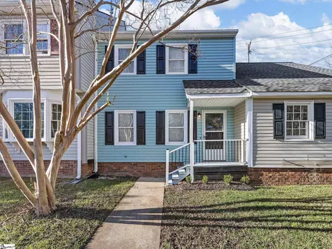 30 Hidden Springs Rd, Spartanburg, SC 29302