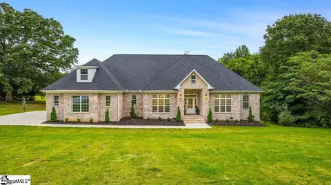 23 Hidden Falls Dr, Anderson, SC 29621