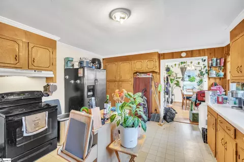 Kitchen - 559 Cooley Bridge Rd, Pelzer, SC 29669 photo 3 of 3