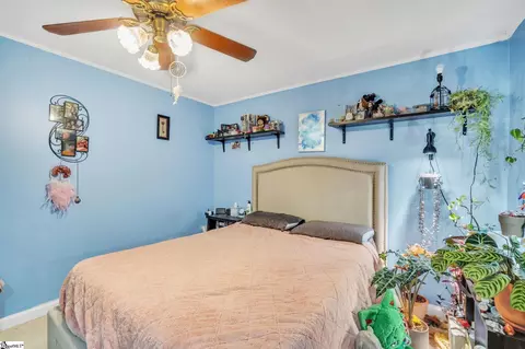 Bedroom - 559 Cooley Bridge Rd, Pelzer, SC 29669 photo 2 of 7