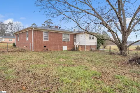 Exterior - 559 Cooley Bridge Rd, Pelzer, SC 29669 photo 1 of 2