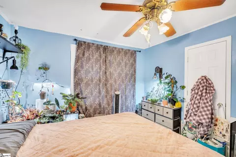 Bedroom - 559 Cooley Bridge Rd, Pelzer, SC 29669 photo 3 of 7