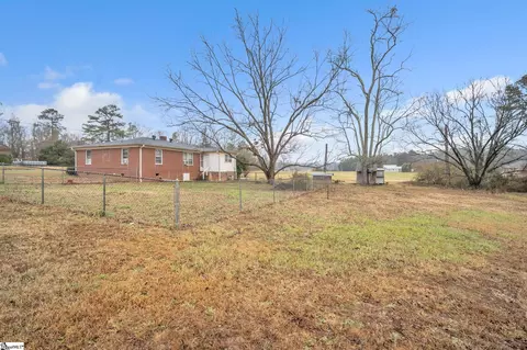 Exterior - 559 Cooley Bridge Rd, Pelzer, SC 29669 photo 2 of 2