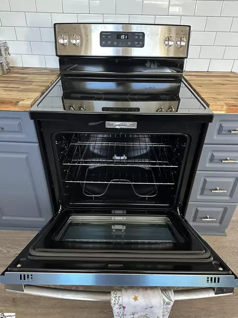 Kitchen - 12 U St, Honea Path, SC 29654 photo 5 of 5