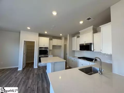 Kitchen - 115 Penrose Cir, Central, SC 29630 photo 1 of 2
