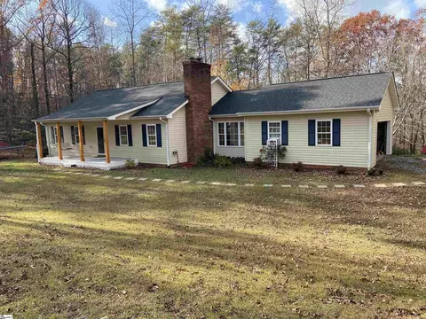 23 Wildflower Ln, Travelers Rest, SC 29690